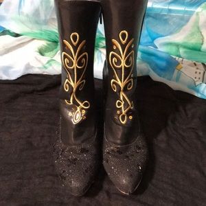 Disney Anna boots girls sz 2/3